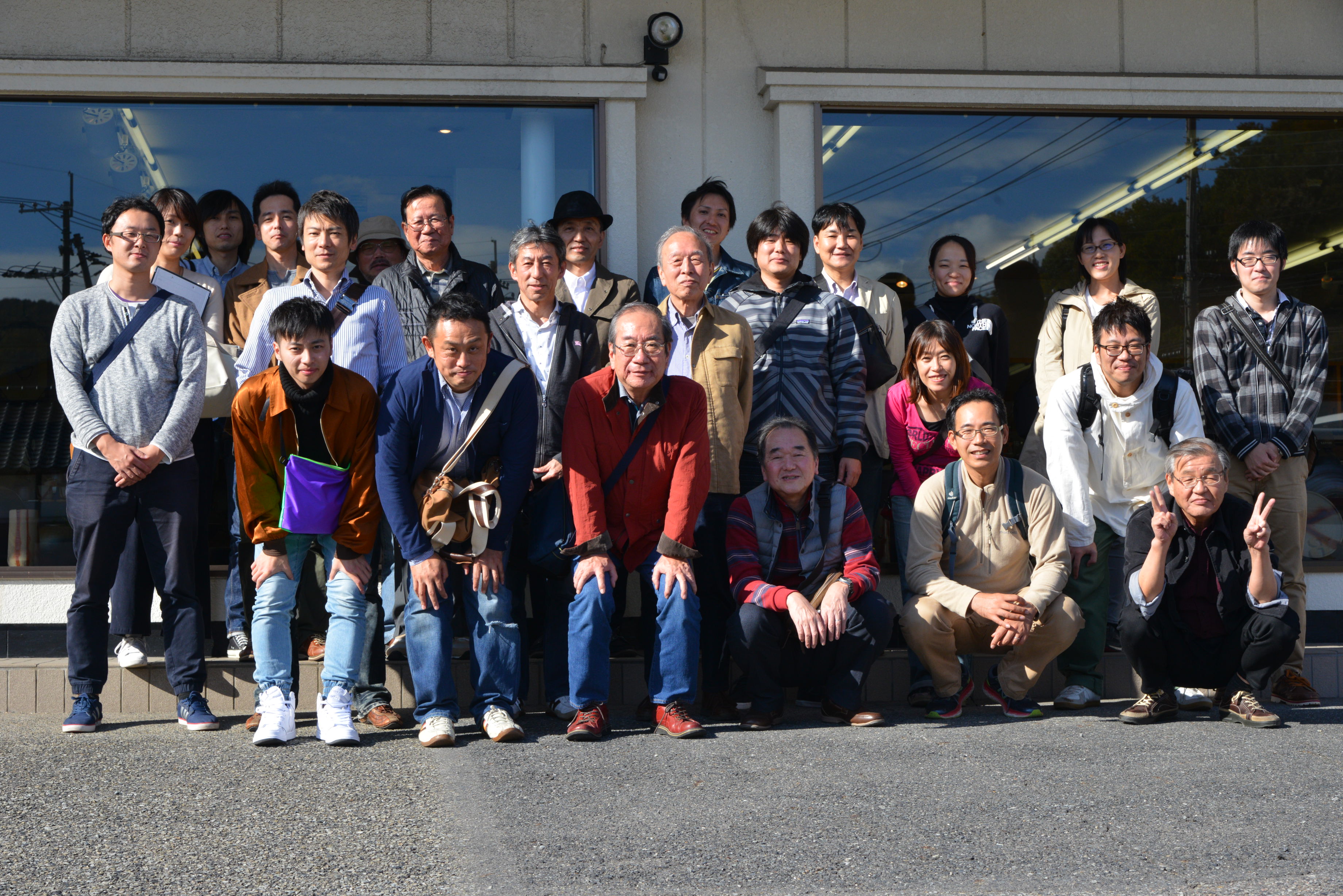 0.集合写真（H29.11.04_岡山社員旅行）